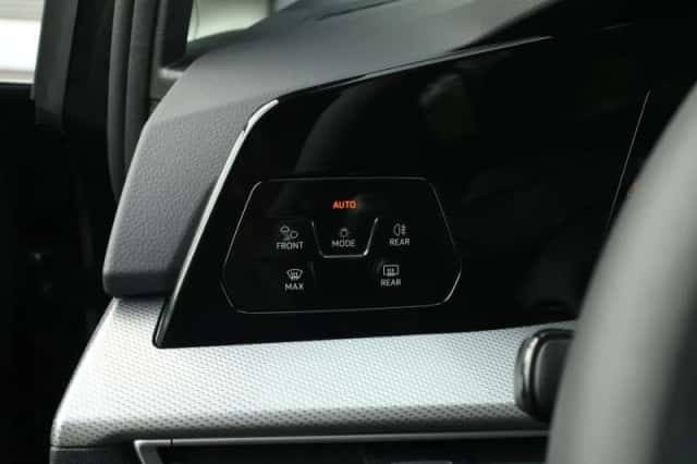 Volkswagen Golf (2026) thumbnail 27