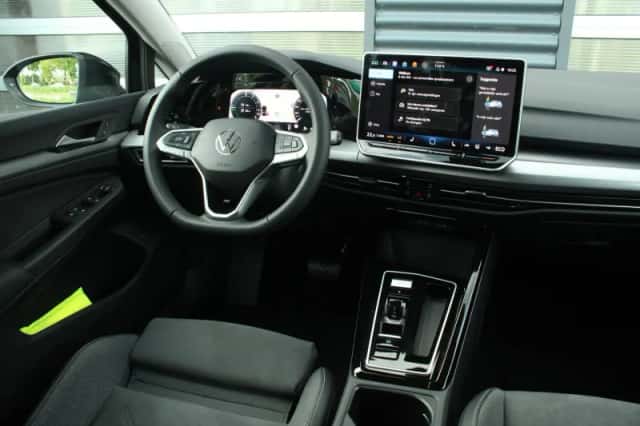 Volkswagen Golf (2026) thumbnail 35