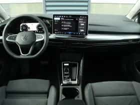 Volkswagen Golf (2026) thumbnail 5