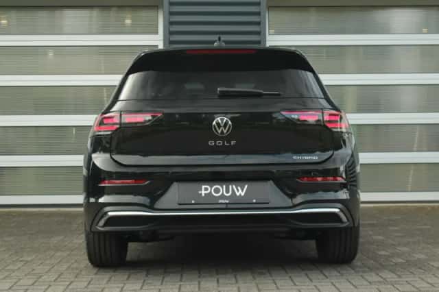 Volkswagen Golf (2026) thumbnail 10
