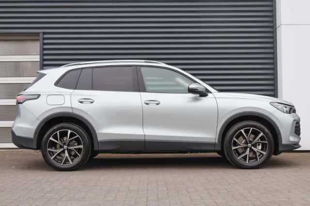 Volkswagen Tiguan (2026) thumbnail 3
