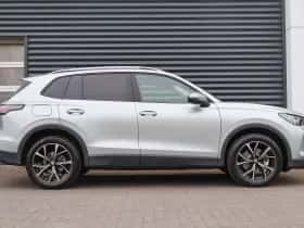 Volkswagen Tiguan (2026) thumbnail 3