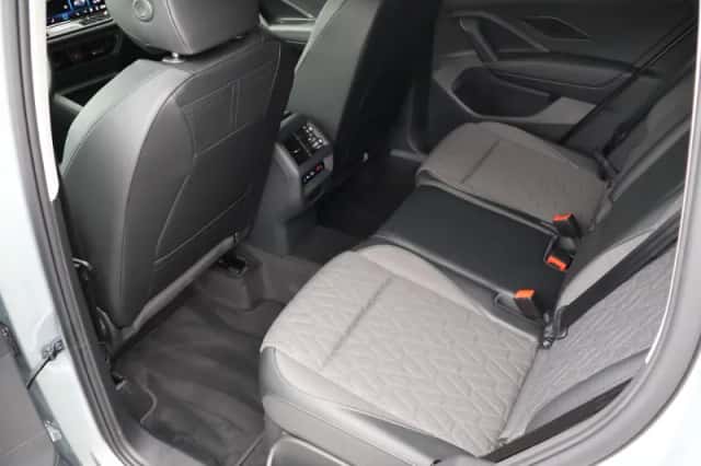 Volkswagen Tiguan (2026) thumbnail 23