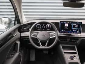 Volkswagen Tiguan (2026) thumbnail 24