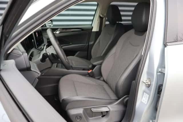 Volkswagen Tiguan (2026) thumbnail 4