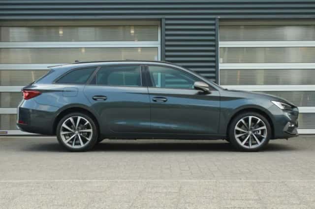 SEAT Leon Sportstourer (2026) thumbnail 3