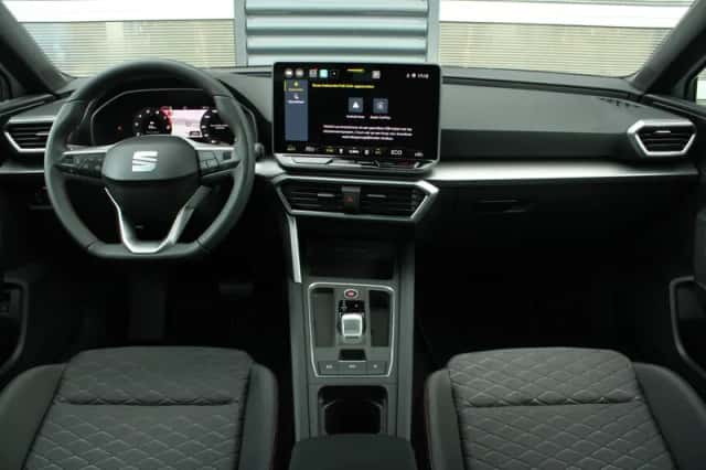 SEAT Leon Sportstourer (2026) thumbnail 5