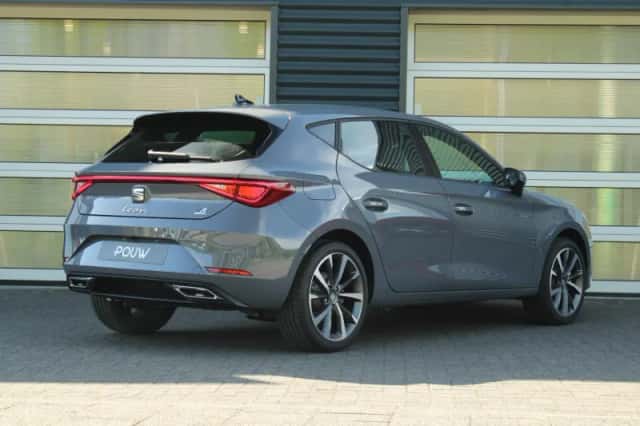 SEAT Leon (2026) thumbnail 2