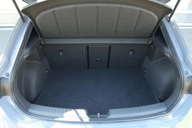 SEAT Leon (2026) thumbnail 18