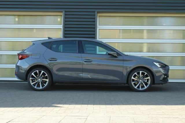 SEAT Leon (2026) thumbnail 3