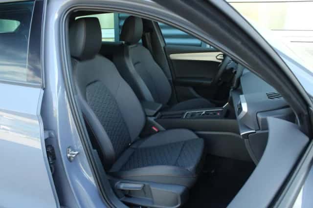SEAT Leon (2026) thumbnail 23