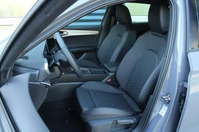 SEAT Leon (2026) thumbnail 4