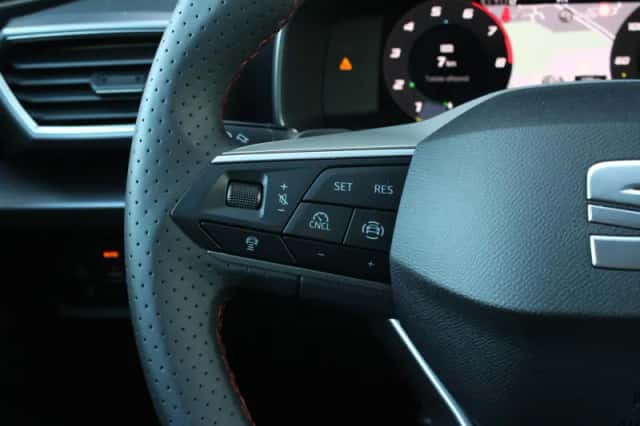SEAT Leon (2026) thumbnail 32