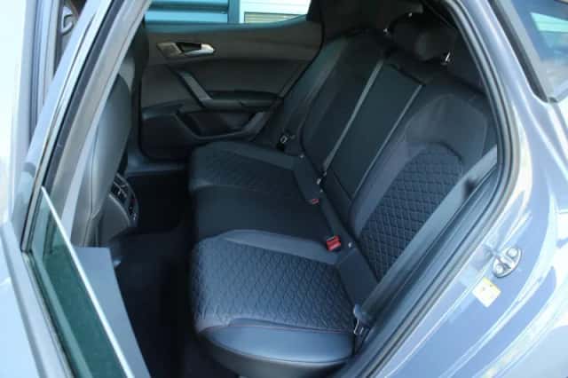 SEAT Leon (2026) thumbnail 6