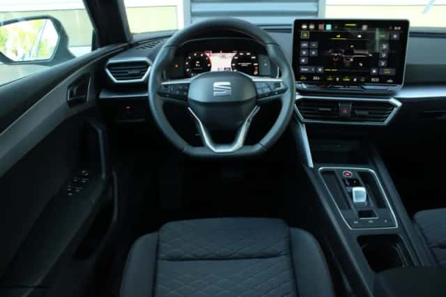 SEAT Leon (2026) thumbnail 54