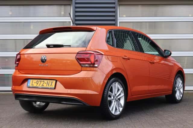 Volkswagen Polo (2021) thumbnail 2