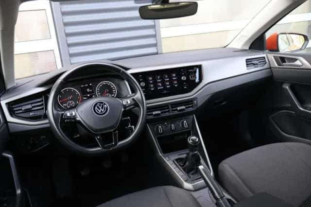 Volkswagen Polo (2021) thumbnail 5