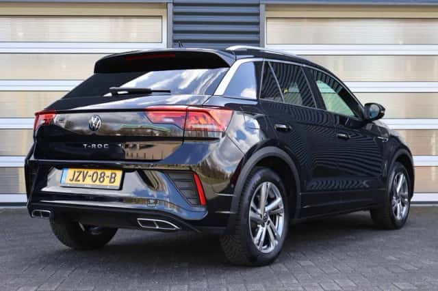 Volkswagen T-Roc (2025) thumbnail 2