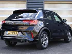 Volkswagen T-Roc (2025) thumbnail 2