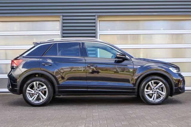 Volkswagen T-Roc (2025) thumbnail 3