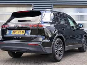 Volkswagen Tiguan (2025) thumbnail 2