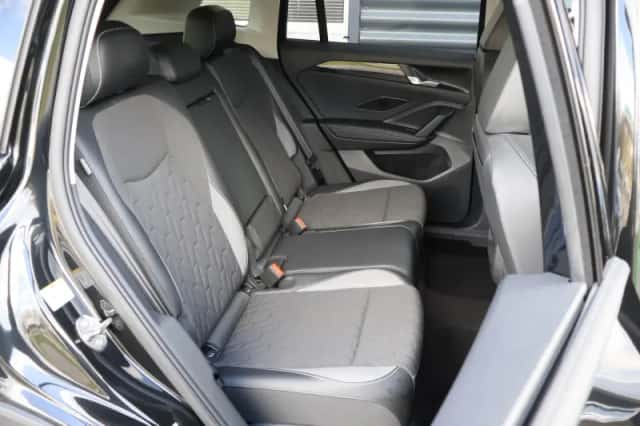 Volkswagen Tiguan (2025) thumbnail 16