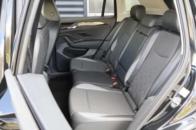 Volkswagen Tiguan (2025) thumbnail 18