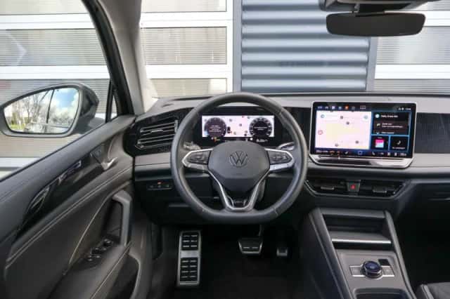 Volkswagen Tiguan (2025) thumbnail 19