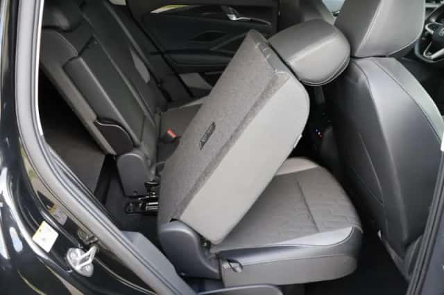 Volkswagen Tiguan (2025) thumbnail 36