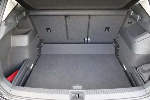 Volkswagen Tiguan (2025) thumbnail 37