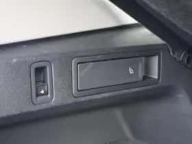 Volkswagen Tiguan (2025) thumbnail 39