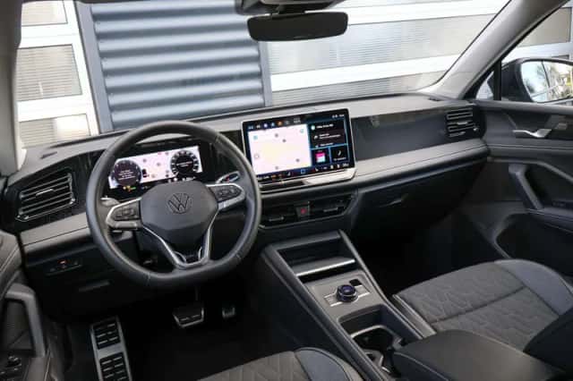 Volkswagen Tiguan (2025) thumbnail 5
