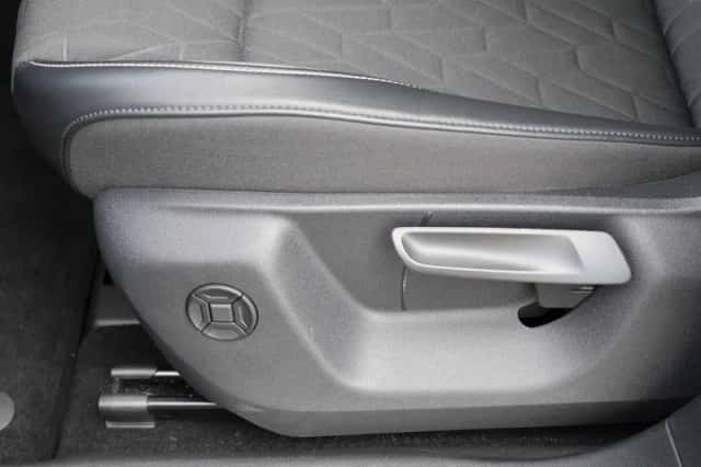 Volkswagen Tiguan (2025) thumbnail 42