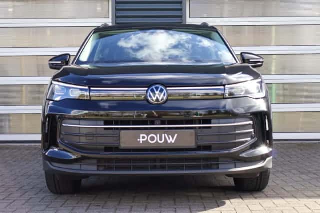 Volkswagen Tiguan (2025) thumbnail 8