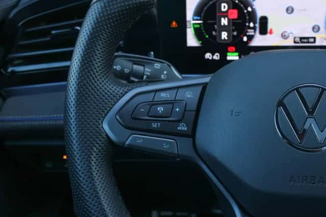 Volkswagen Passat (2025) thumbnail 28