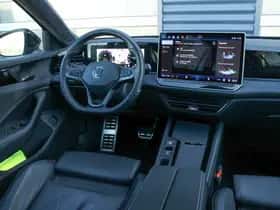 Volkswagen Passat (2025) thumbnail 48