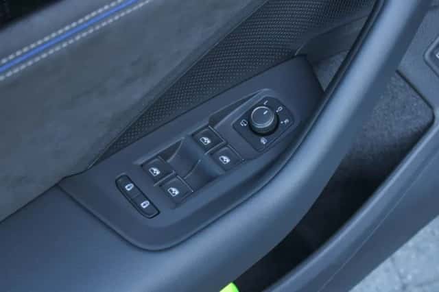 Volkswagen Passat (2025) thumbnail 49