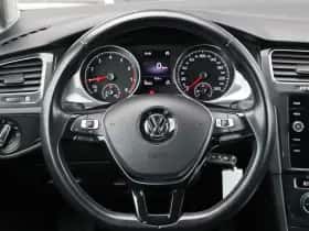 Volkswagen Golf (2019) thumbnail 38