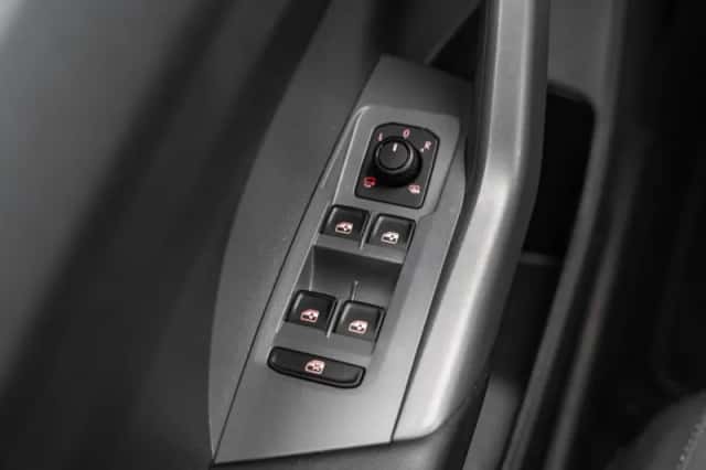 Volkswagen T-Cross (2021) thumbnail 32