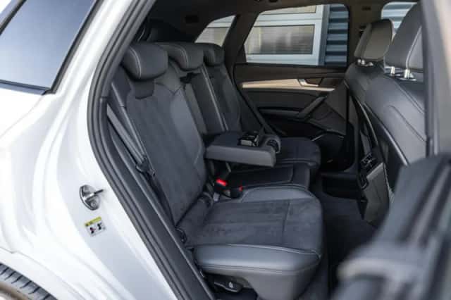 Audi Q5 (2022) thumbnail 18