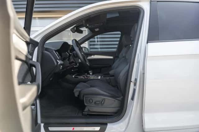 Audi Q5 (2022) thumbnail 24