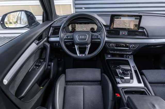 Audi Q5 (2022) thumbnail 25
