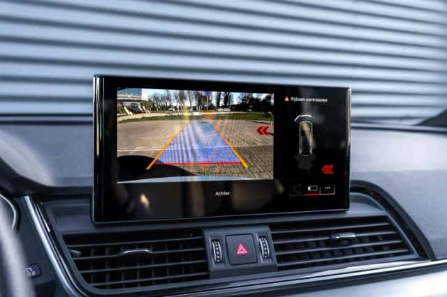 Audi Q5 (2022) thumbnail 30