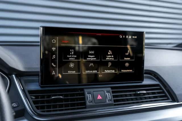 Audi Q5 (2022) thumbnail 46