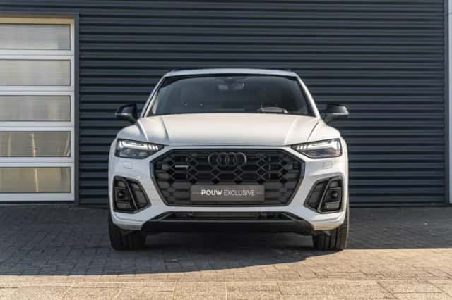 Audi Q5 (2022) thumbnail 8