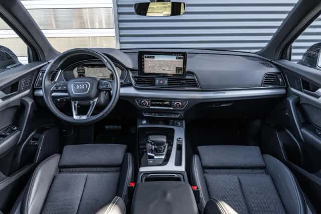 Audi Q5 (2022) thumbnail 5