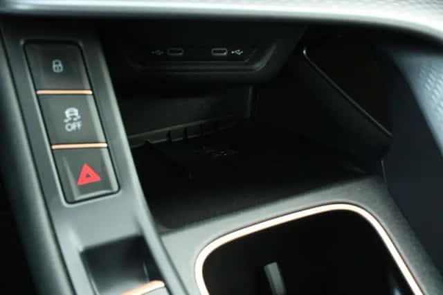 CUPRA Terramar (2025) thumbnail 36