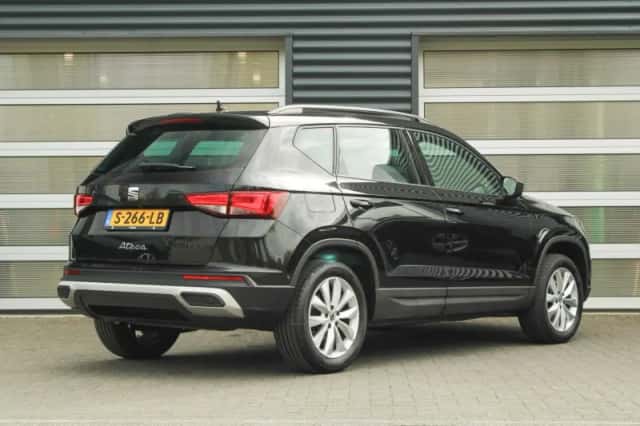 SEAT Ateca (2023) thumbnail 2