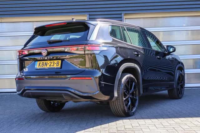 Volkswagen Tayron (2025) thumbnail 2