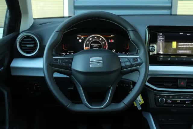 SEAT Arona (2026) thumbnail 24